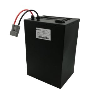 ĈIU EN UNO 72V40Ah prismata lifepo4-baterio por elektraj bicikloj